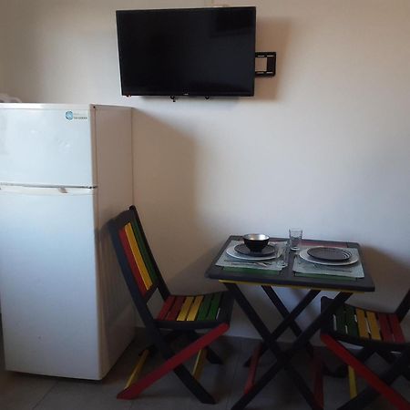 Le Tulear - Aux 4 Coins Du Monde Hotel Saint Pierre Room photo